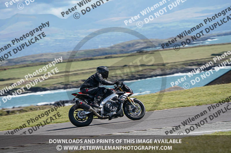 anglesey no limits trackday;anglesey photographs;anglesey trackday photographs;enduro digital images;event digital images;eventdigitalimages;no limits trackdays;peter wileman photography;racing digital images;trac mon;trackday digital images;trackday photos;ty croes